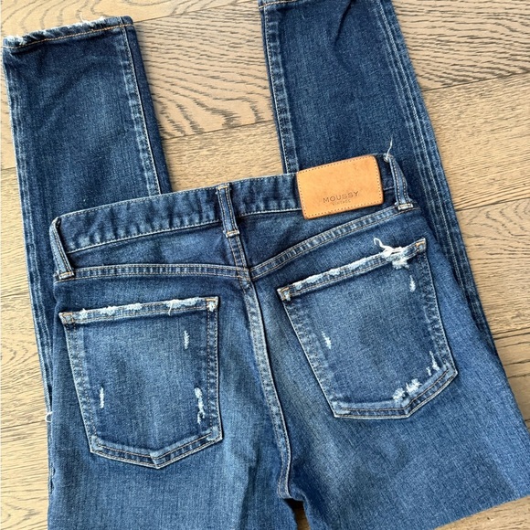 Moussy Vintage Distressed Skinny Jeans - Picture 10 of 13